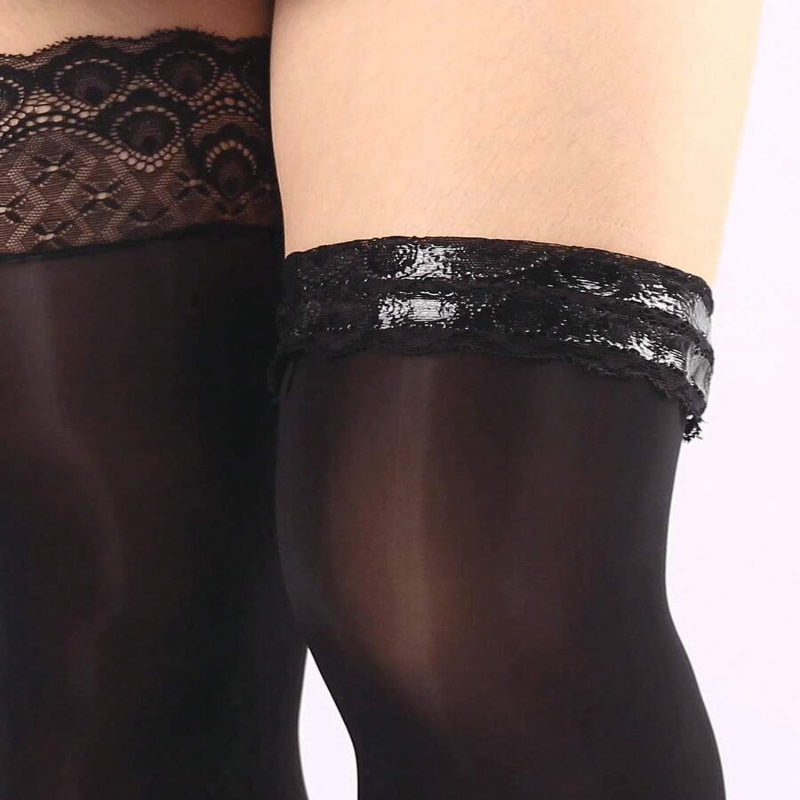 Maille brillante sur toute la jambe, bas noirs grande taille