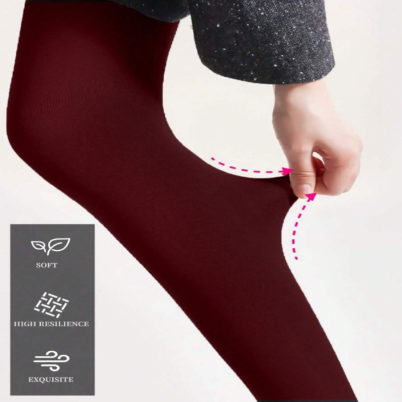 Collant opaque bordeaux grande taille annoncé pour la mi-saison