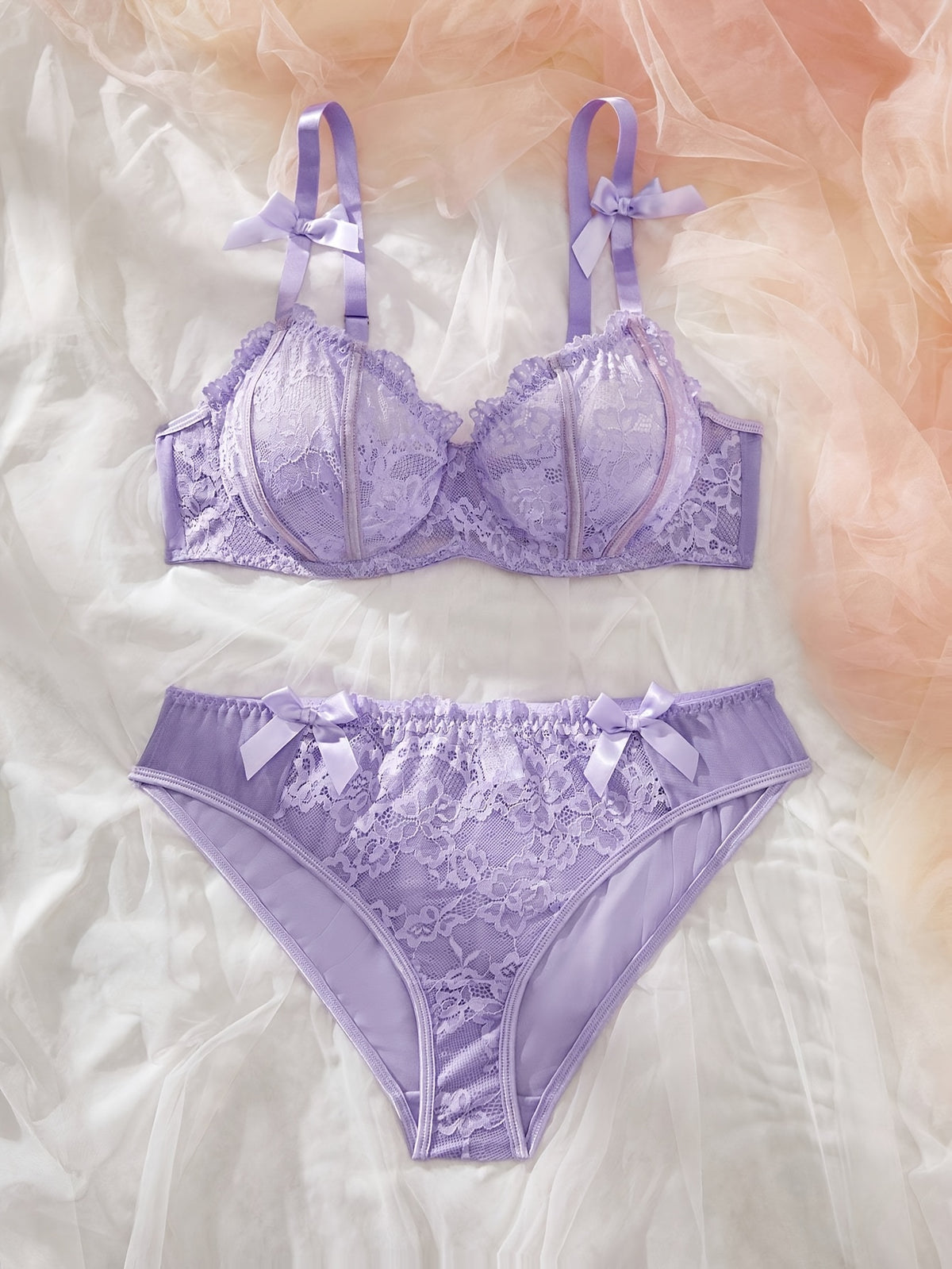 Lilas et rubans de satin, ensemble lingerie grande taille