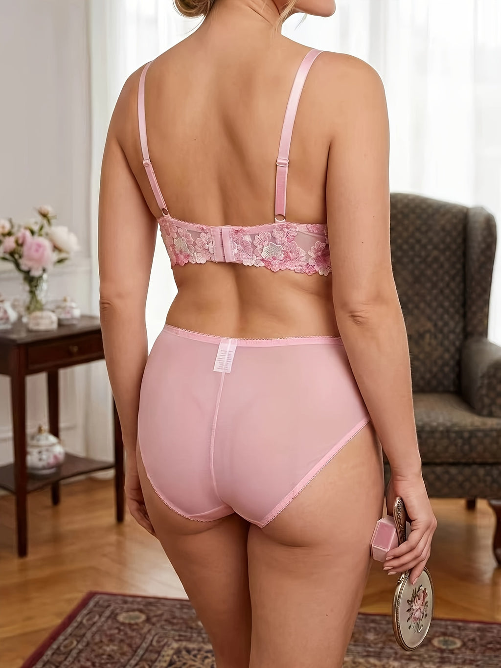 Broderie en relief sur tulle rose, ensemble grande taille