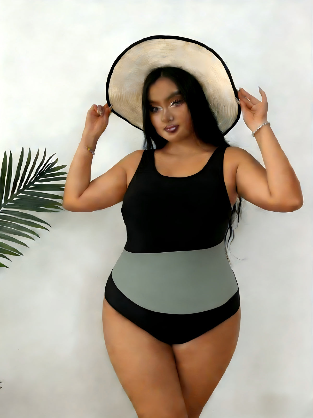 Maillot de bain grande taille noir, bande oblique sauge