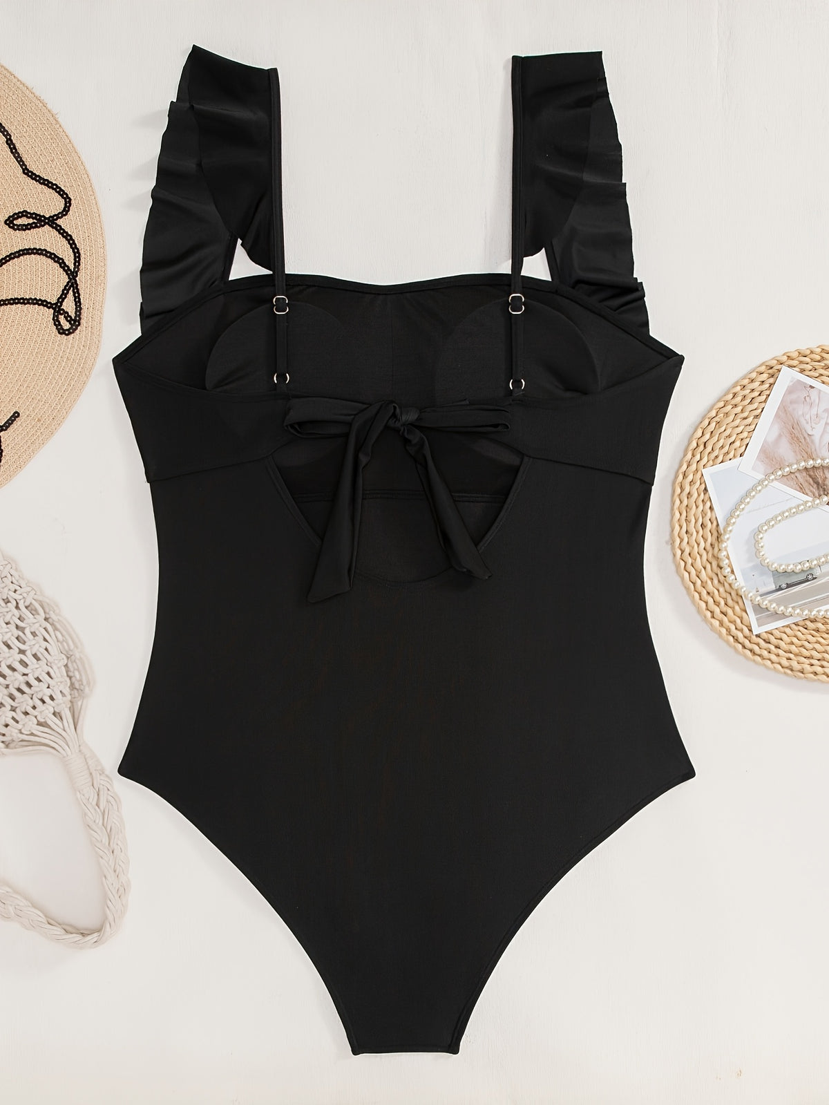 Maillot de bain grande taille noir, encolure droite et dos noué