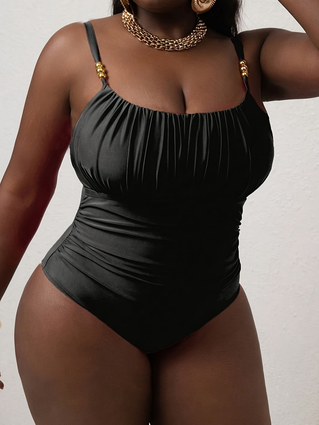 Maillot de bain grande taille noir à buste entièrement froncé