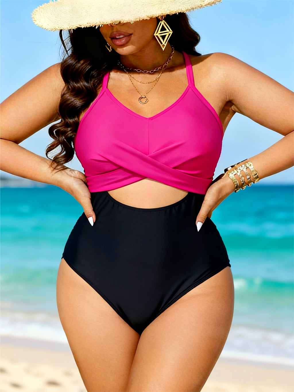 Maillot une pièce grande taille rose vif et noir découpé