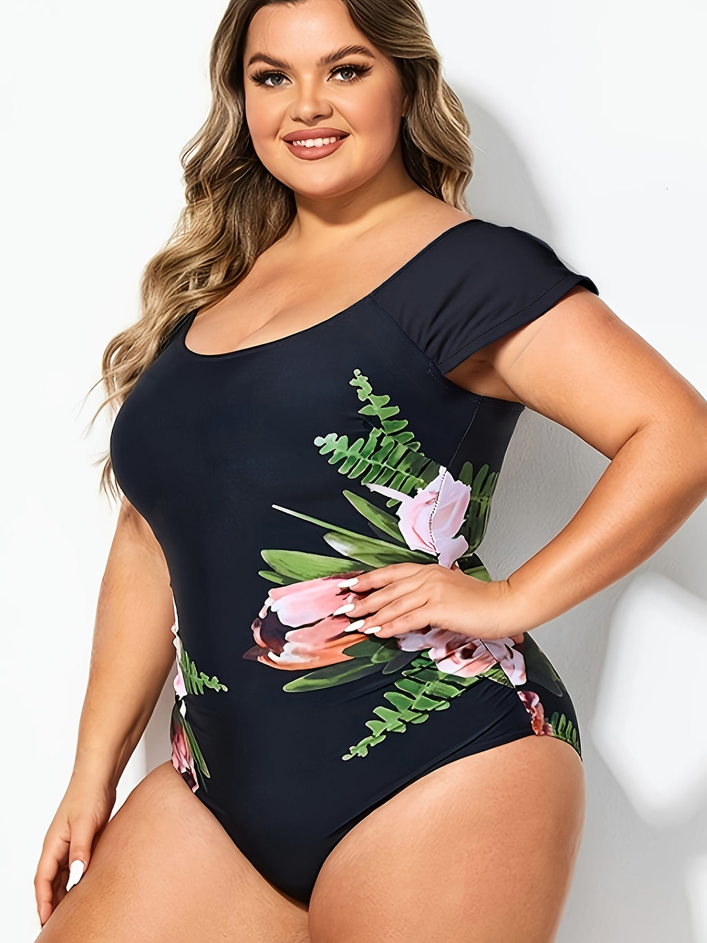 Maillot de bain grande taille à manches courtes fleuries