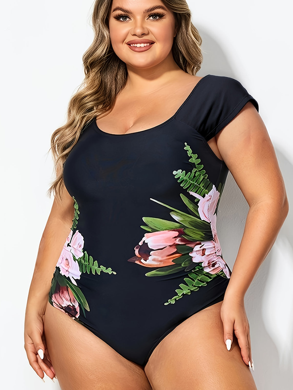 Maillot de bain grande taille à manches courtes fleuries
