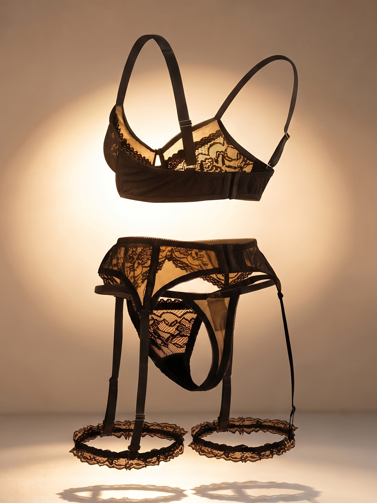Ensemble grande taille 4 pièces, dentelle et jarretelles