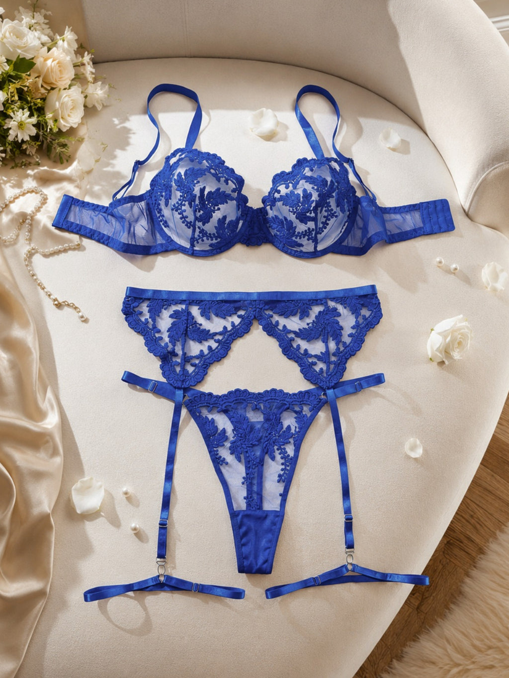 Lingerie bleu roi grande taille, 3 pièces en tulle brodé