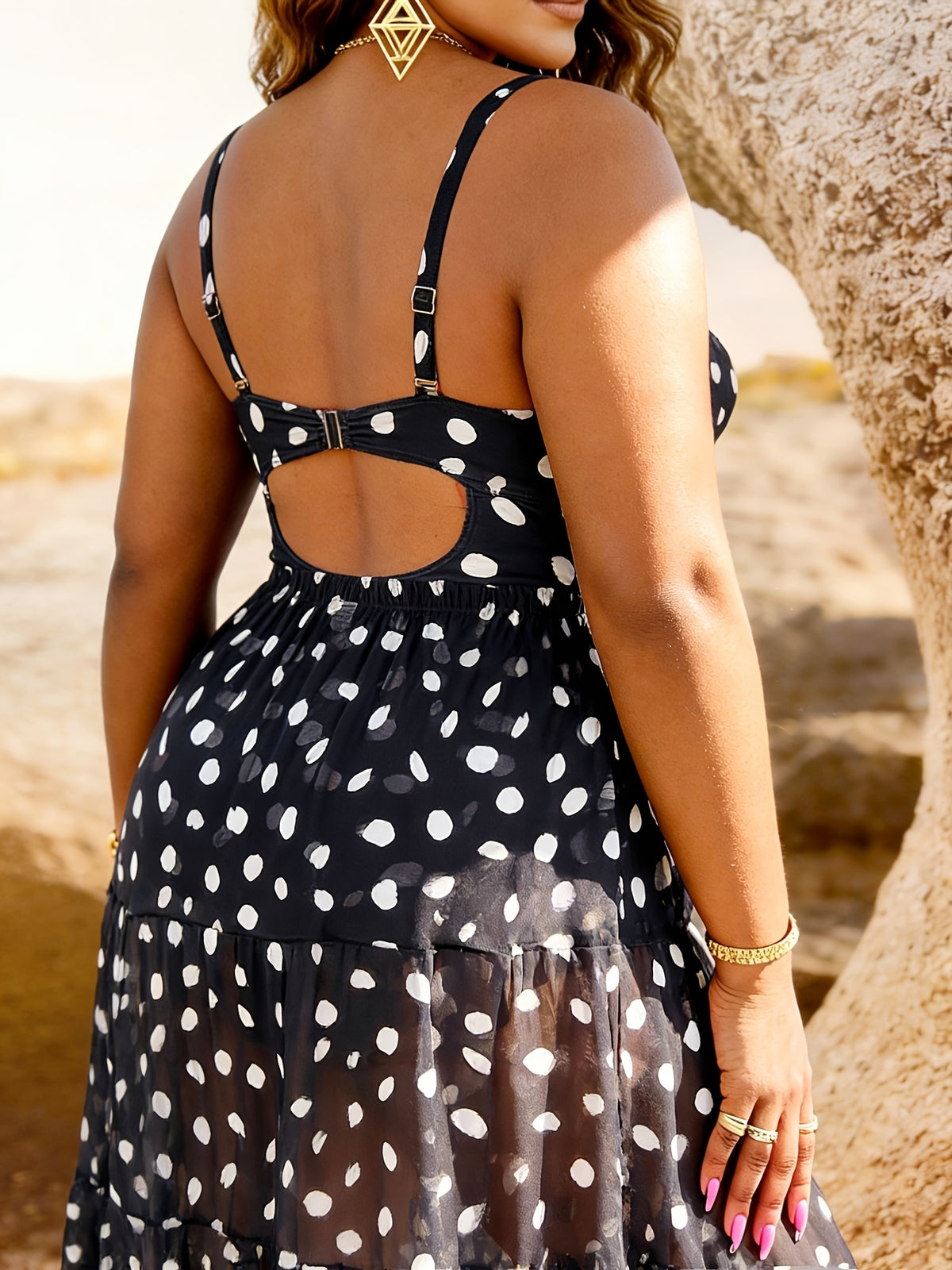 Pois blancs et voile long, maillot une pièce grande taille